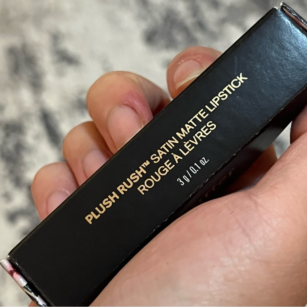 butter london weightless matte plumping lip colour fired up - Picture 5 of 7